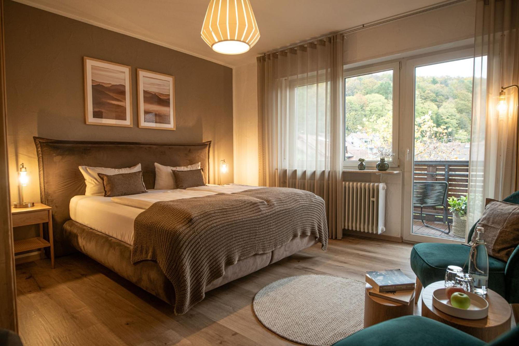 Landgasthaus & Hotel Zur Krone Dahn Ngoại thất bức ảnh