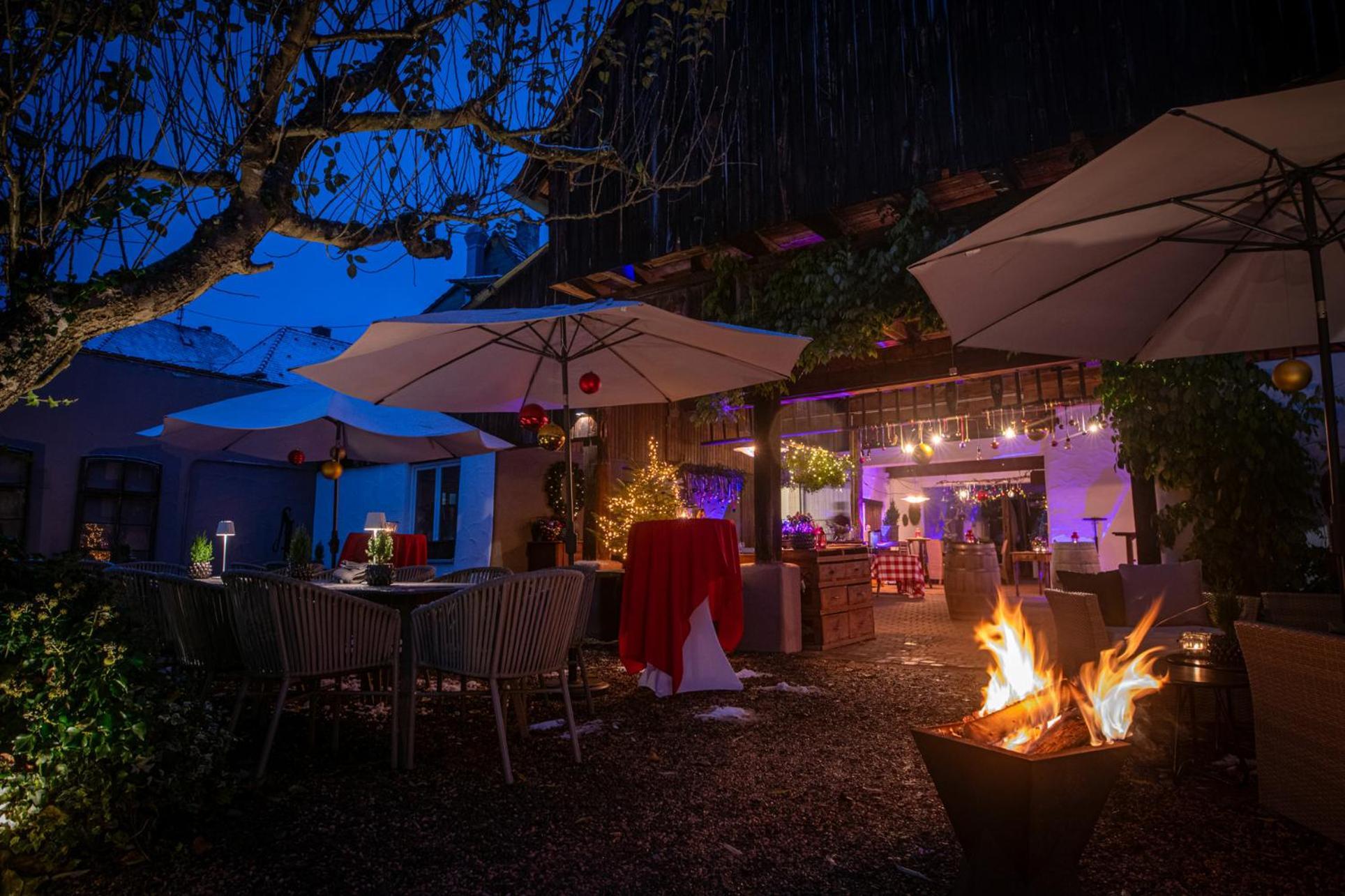 Landgasthaus & Hotel Zur Krone Dahn Ngoại thất bức ảnh